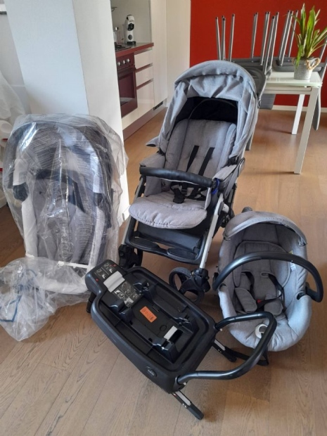 Trio Cam Dinamico pi� base isofix auto pari al nuovo