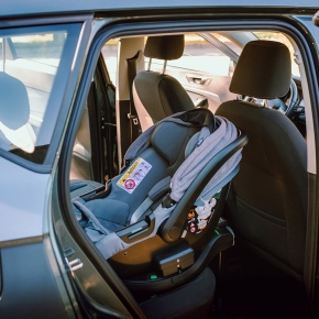 Recensione Inglesina Darwin Infant Recline con base Darwin 360° i-Size - Jan Cattaneo - Prova in auto