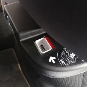 Recensione Chicco Seat3Fit i-Size Air - Francesca Stallone - Prova in auto